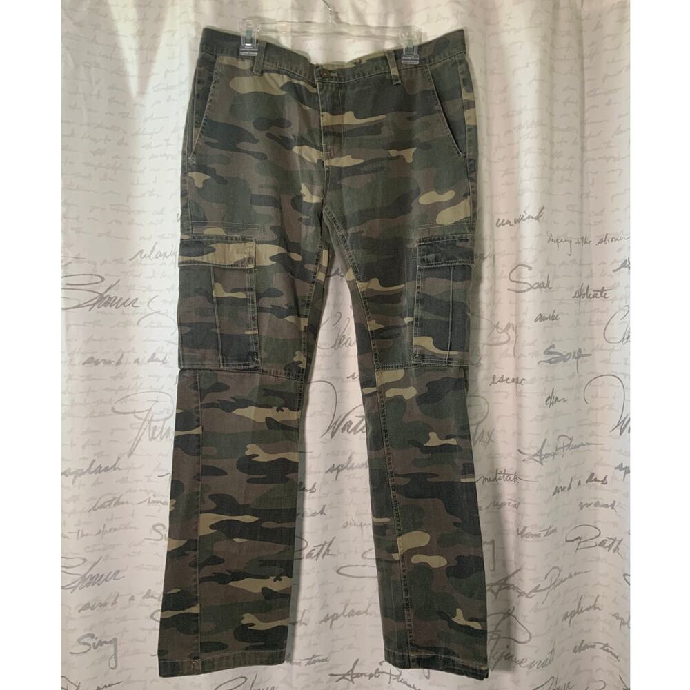 Free World Casualty Men’s Camo Cargo Pants Size 34 Green Camouflage Cotton
